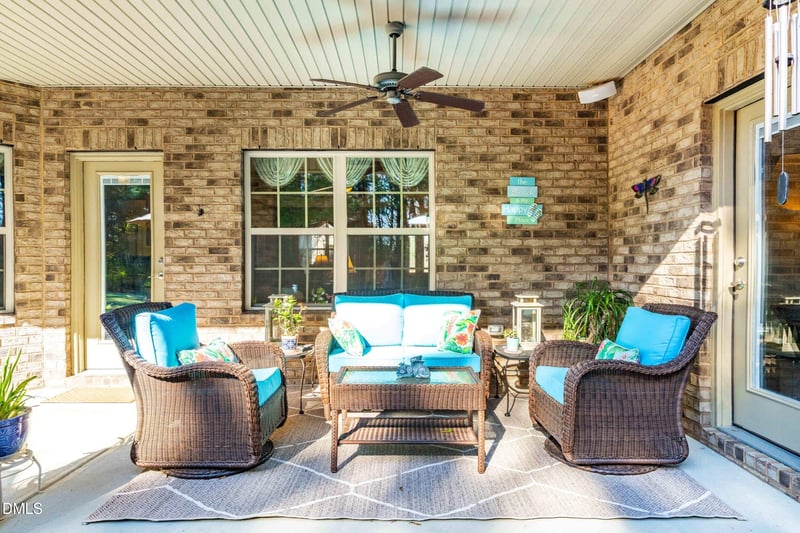 45 Meadow Wood Ln, Willow Springs, NC 27592