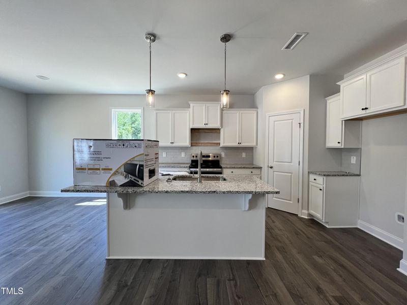 45 Mossman Ct, Zebulon, NC 27597