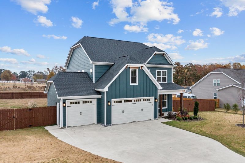 45 Prince Place Dr, Fuquay Varina, NC 27526