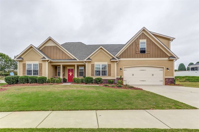 450 Adams Point Dr, Garner, NC 27529