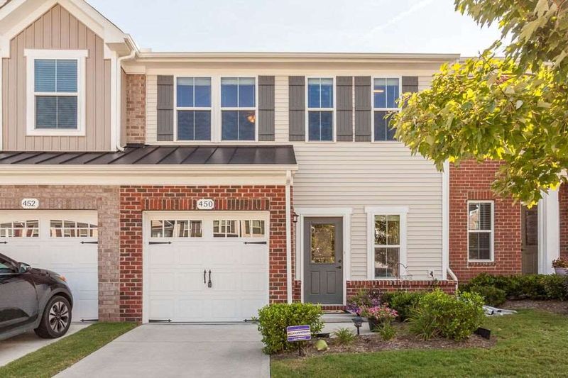 450 Panorama View Loop, Cary, NC 27519