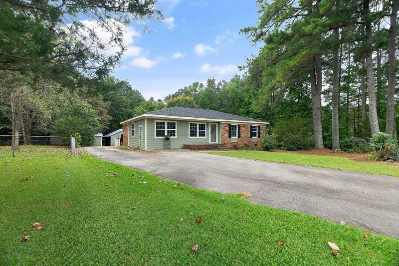 450 Pierce Rd, Garner, NC 27529