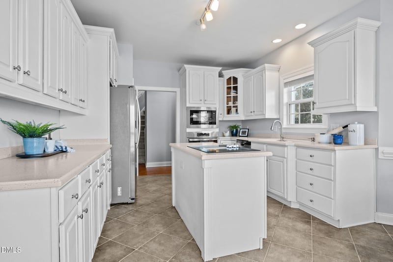 450 Seastone St, Raleigh, NC 27603