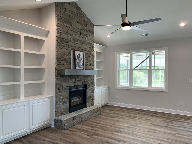 450 Snowbell St, Four Oaks, NC 27524