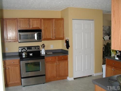450 St John Dr, Durham, NC 27703