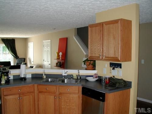 450 St John Dr, Durham, NC 27703