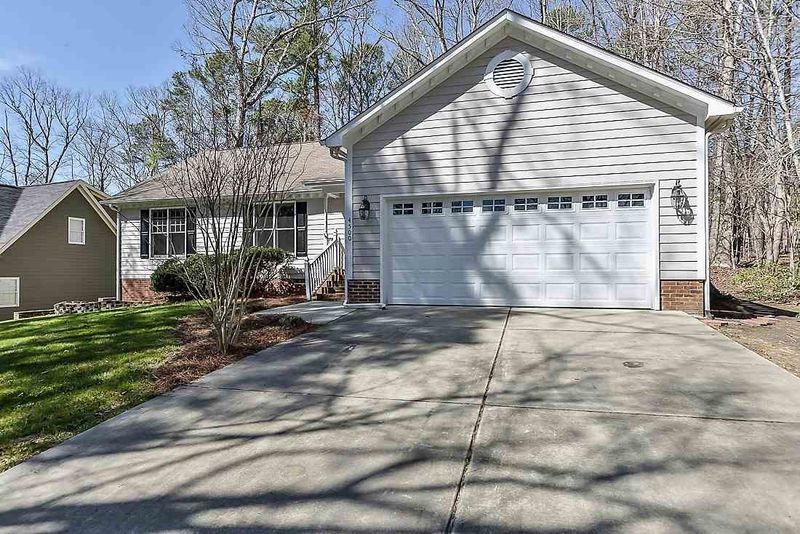 4500 Bracada Dr, Durham, NC 27705