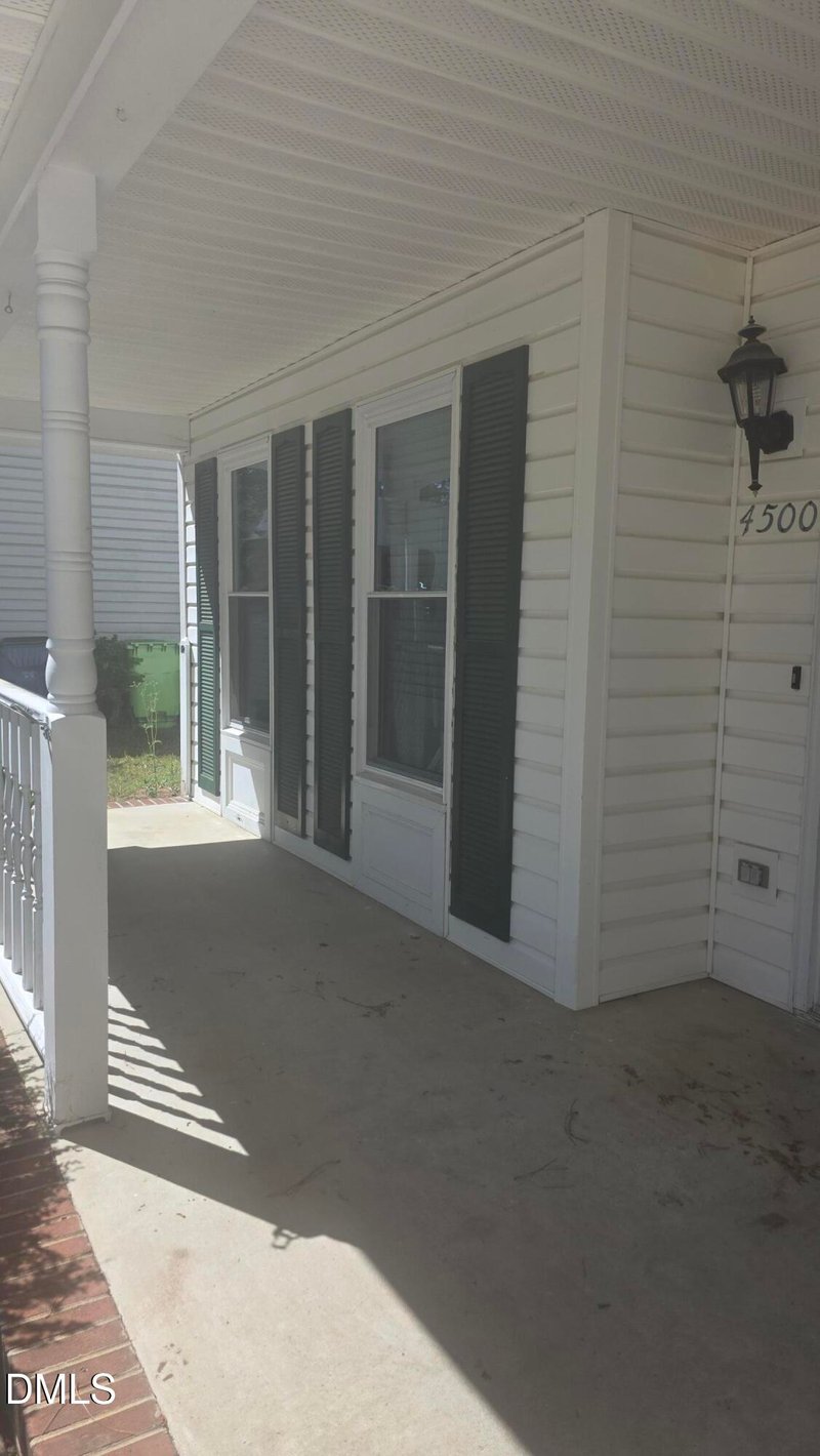 4500 Hollirose Pl, Raleigh, NC 27616