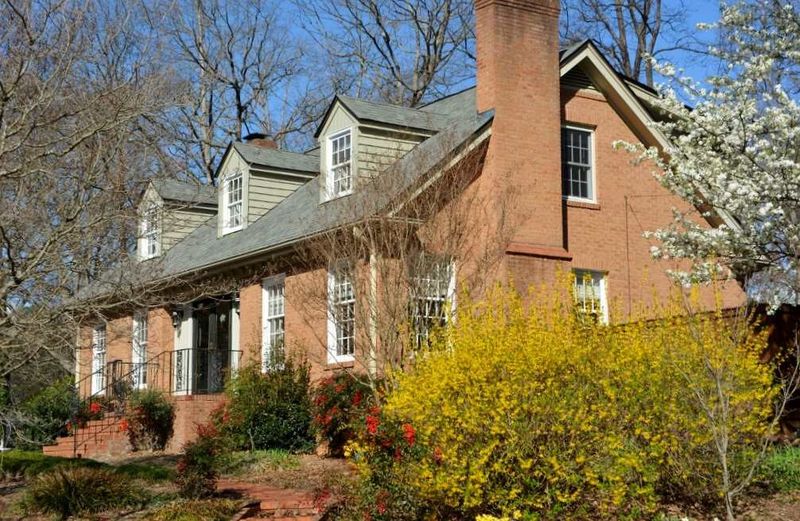 4500 Pamlico Dr, Raleigh, NC 27609