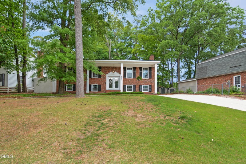 4501 Ryegate Dr, Raleigh, NC 27604
