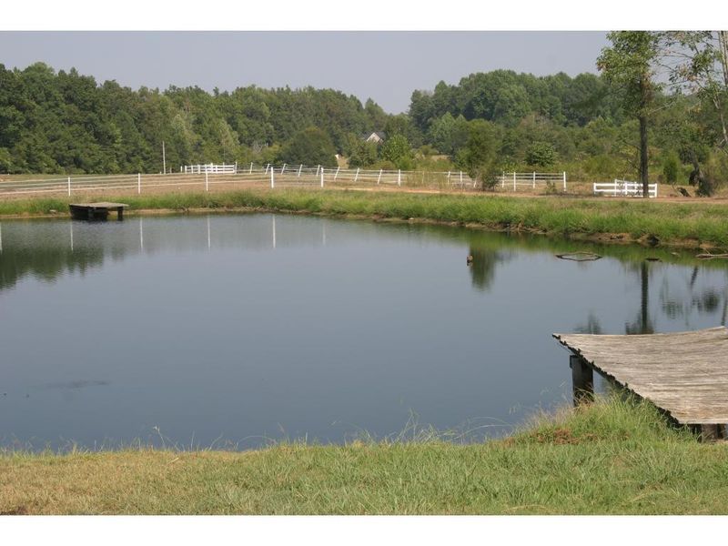 4501 Scottland Dr, Mebane, NC 27302