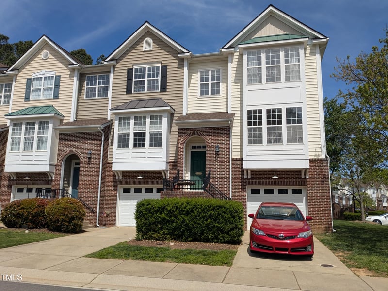 4502 Pale Moss Dr, Raleigh, NC 27606