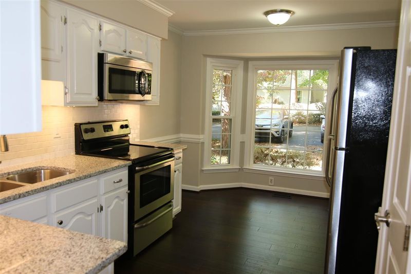 4503 Hamptonshire Dr, Raleigh, NC 27613