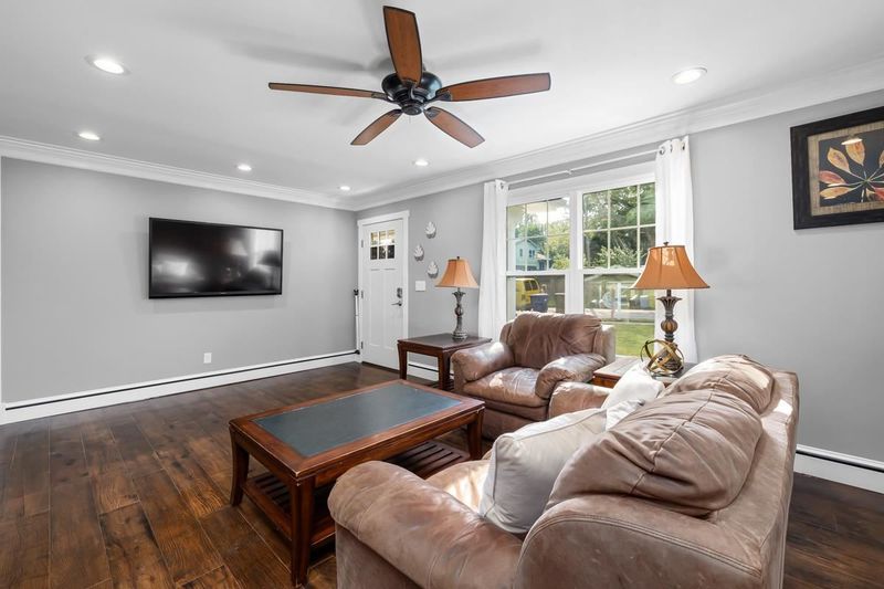 4504 Limerick Dr, Raleigh, NC 27604
