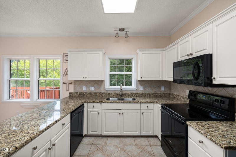 4504 Oakshyre Way, Raleigh, NC 27616