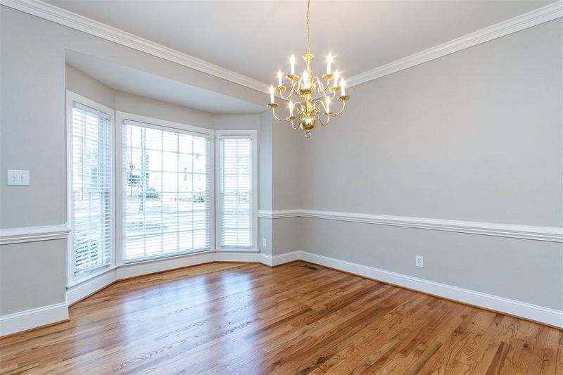 4504 Olde Stream Ct, Raleigh, NC 27612