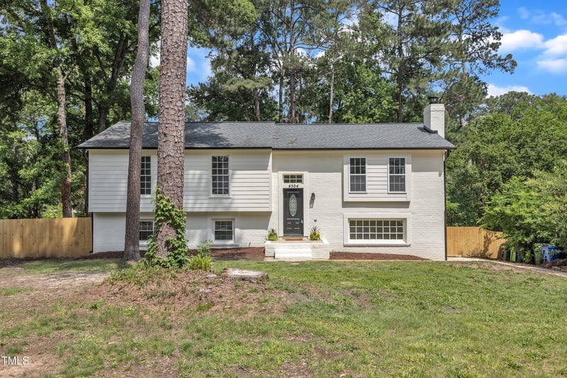 4504 Ryegate Dr, Raleigh, NC 27604