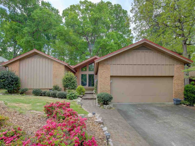 4504 Wingate Dr, Raleigh, NC 27609