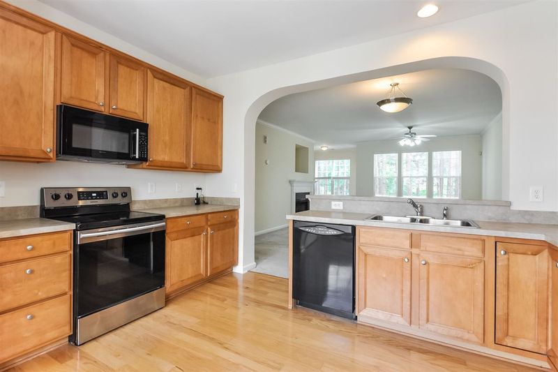 4505 Pale Moss Dr, Raleigh, NC 27606