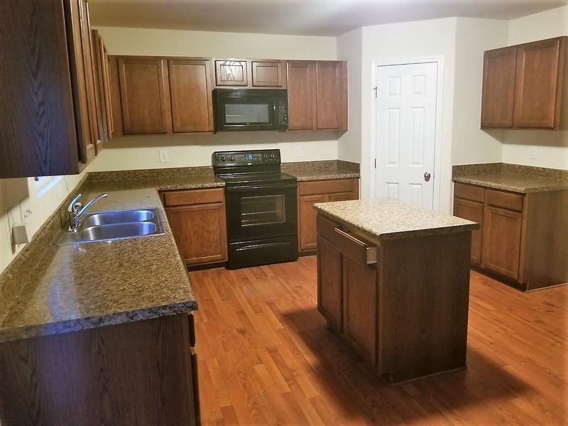 4505 Stonewall Dr, Raleigh, NC 27604