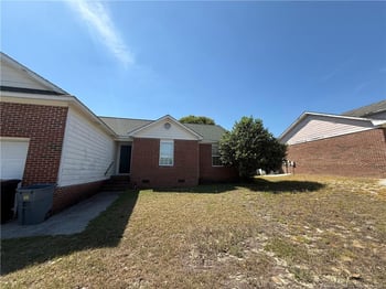 4508 Broadway Ct, Hope Mills, NC 28348