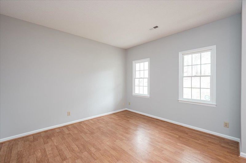 4508 River Edge Dr, Raleigh, NC 27604