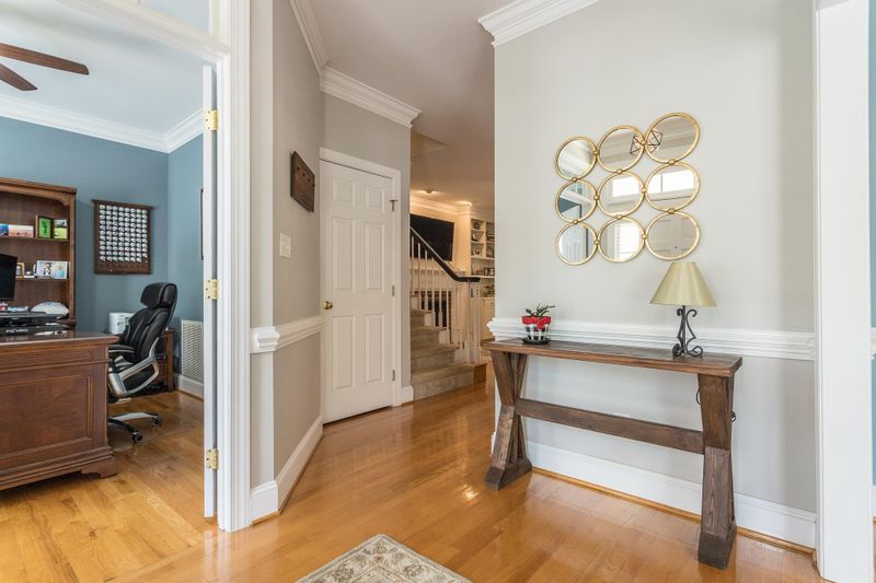 4508 Sandbridge Ct, Raleigh, NC 27612