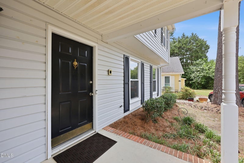 4509 Hollirose Pl, Raleigh, NC 27616