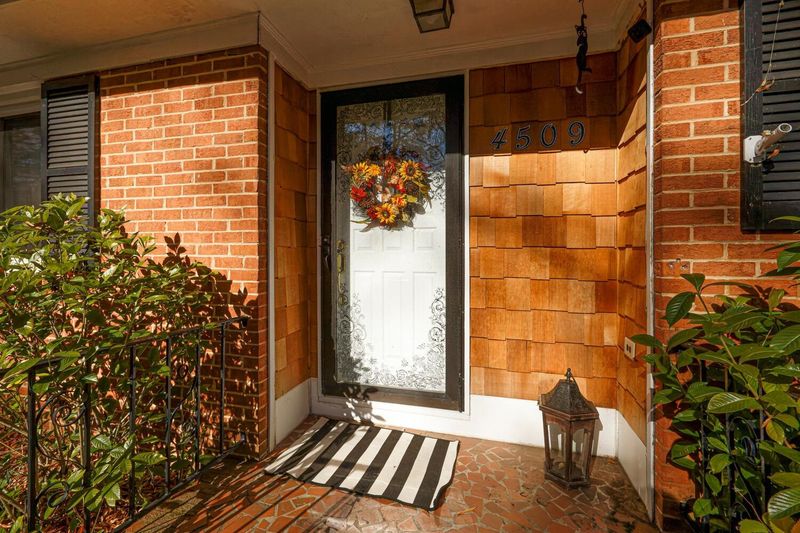 4509 Holloman Rd, Durham, NC 27703