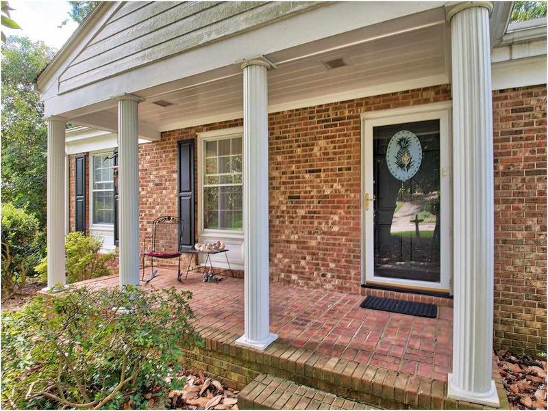 4509 Pitt St, Raleigh, NC 27609