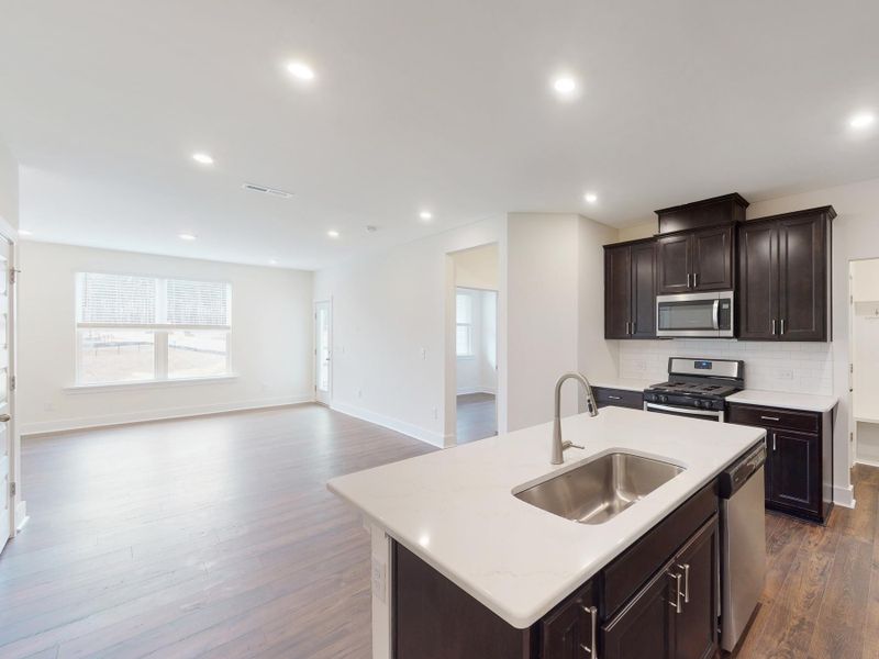 451 Clark Creek Ln, Cary, NC 27519