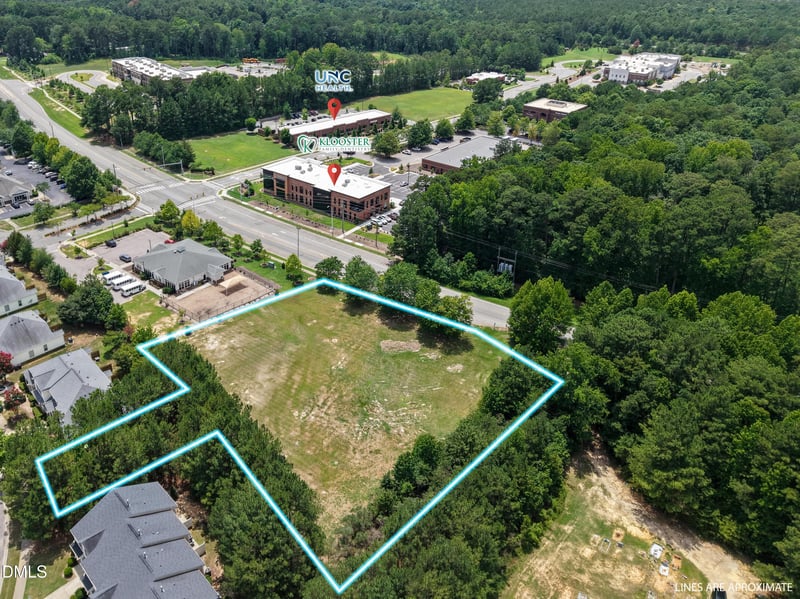 451 Commons Dr, Holly Springs, NC 27540