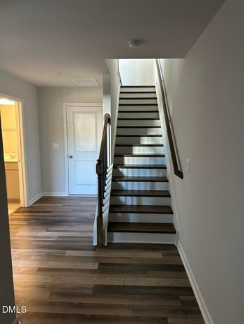 451 Deercroft Dr, Apex, NC 27539