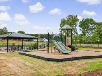 451 John Stark Dr, Fuquay Varina, NC 27526