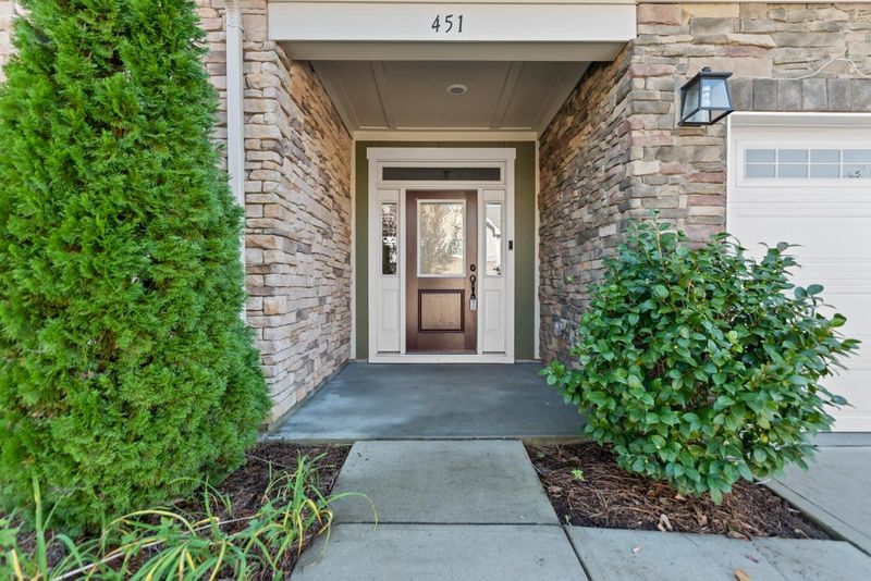 451 Methven Grove Dr, Cary, NC 27519