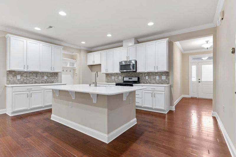 451 Methven Grove Dr, Cary, NC 27519