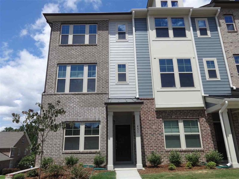 451 Village Commons Ln, Apex, NC 27502