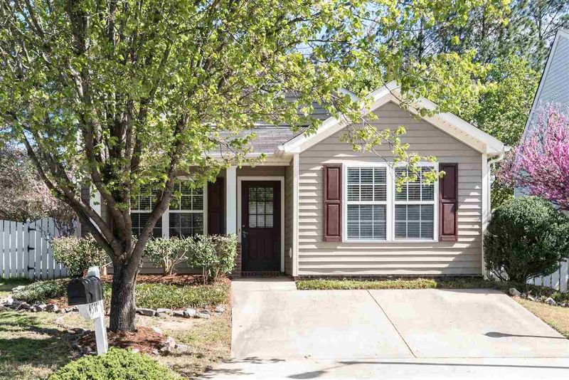4511 Dolwick Dr, Durham, NC 27713