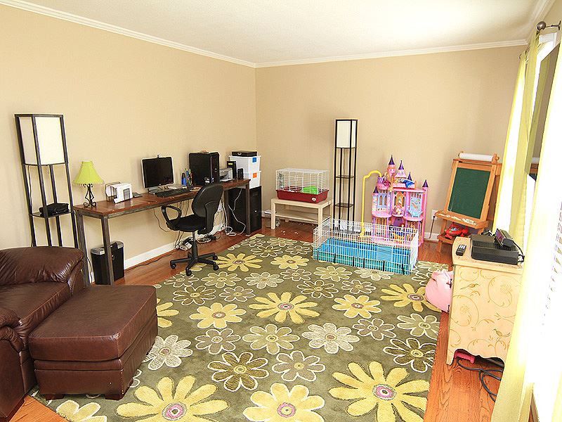 4513 Connell Dr, Raleigh, NC 27612