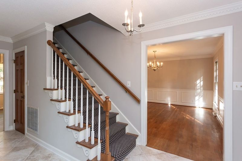 4513 Lindsay Dr, Raleigh, NC 27612