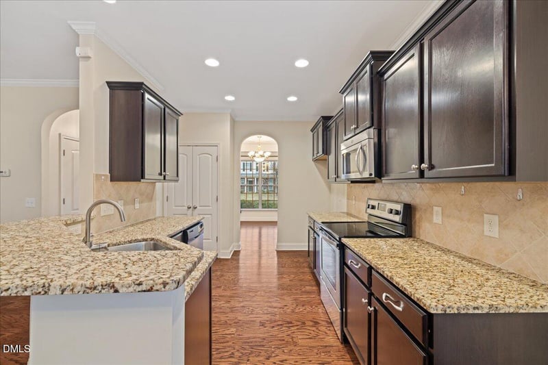 4514 Cottendale Dr, Durham, NC 27703
