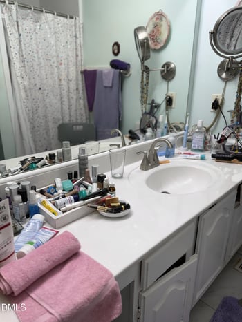 4514 Hershey Ct, Raleigh, NC 27613