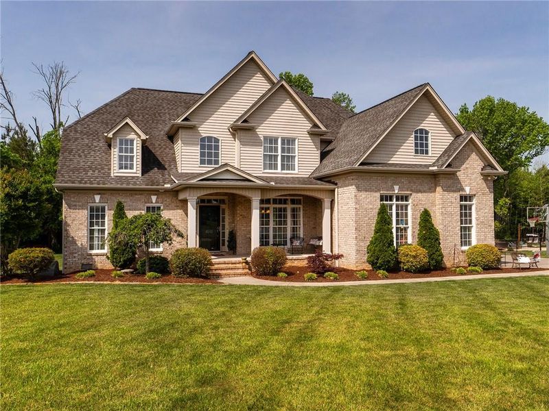4515 Cornerstone Dr, Burlington, NC 27215