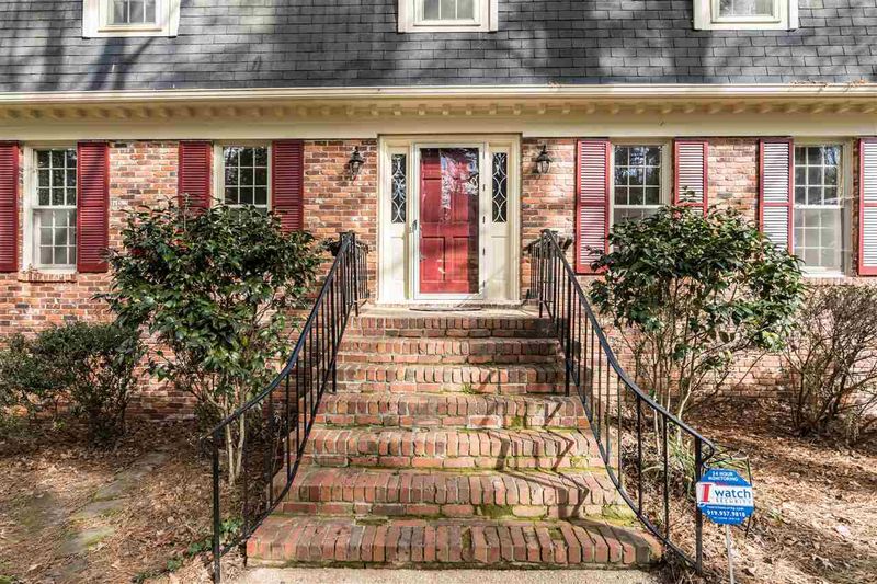 4516 Connell Dr, Raleigh, NC 27612