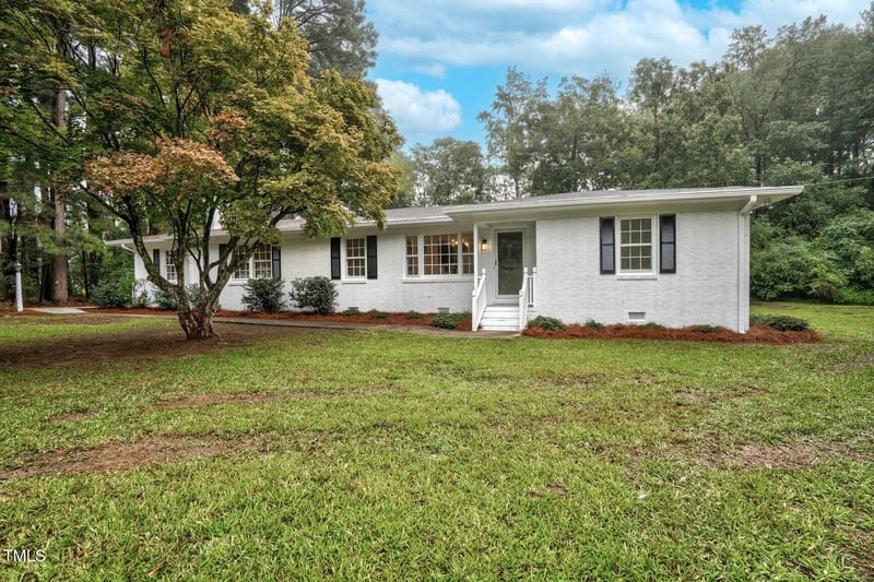 4517 Nc 231 , Middlesex, NC 27557