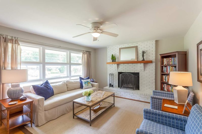 4517 Revere Dr, Raleigh, NC 27609