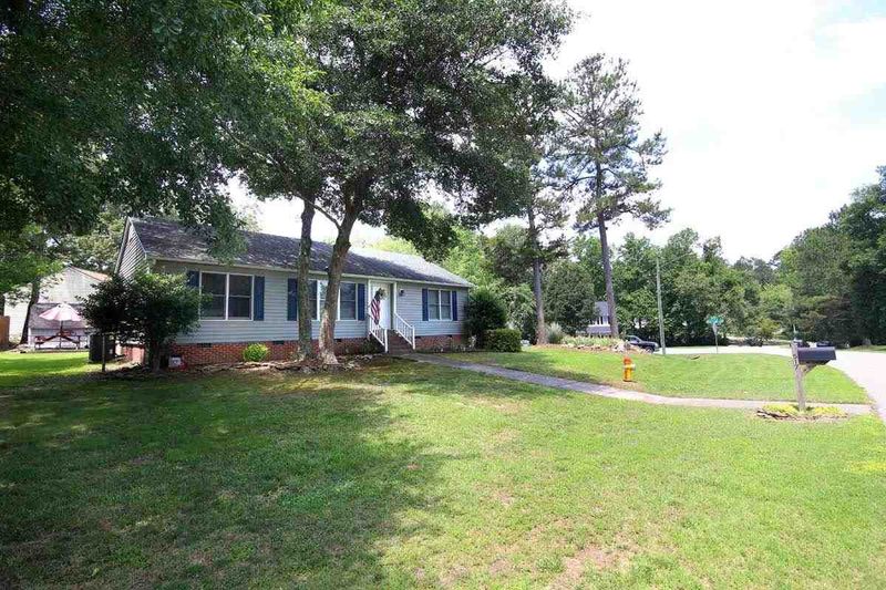 4517 River Edge Dr, Raleigh, NC 27616
