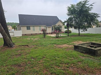 4519 Storm Cat Ln, Hope Mills, NC 28348