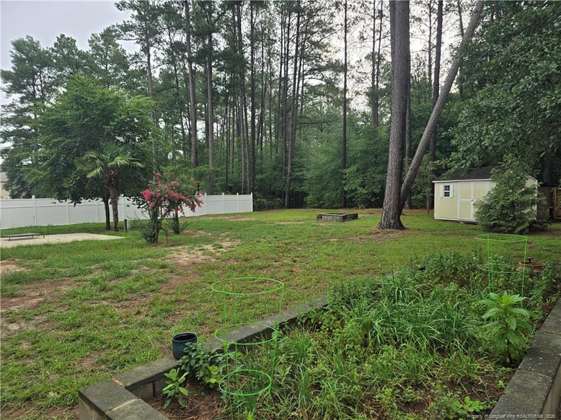 4519 Storm Cat Ln, Hope Mills, NC 28348