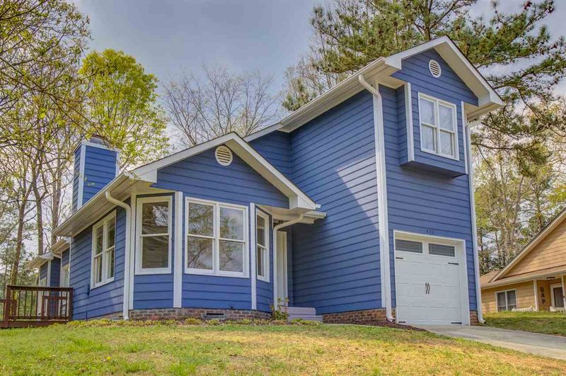 452 Dickens Dr, Raleigh, NC 27610